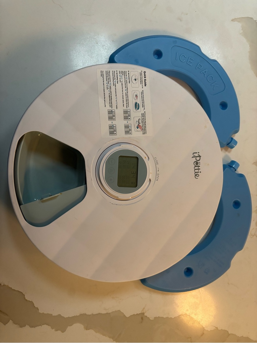 Automatic Wet Pet Feeder with Blue Ice Pack - White & Blue
